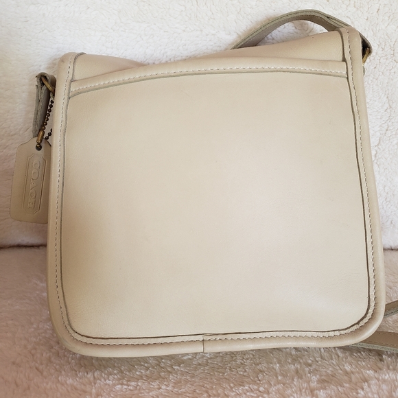Coach Legacy Flap Companion Bag - Picture 2 of 7